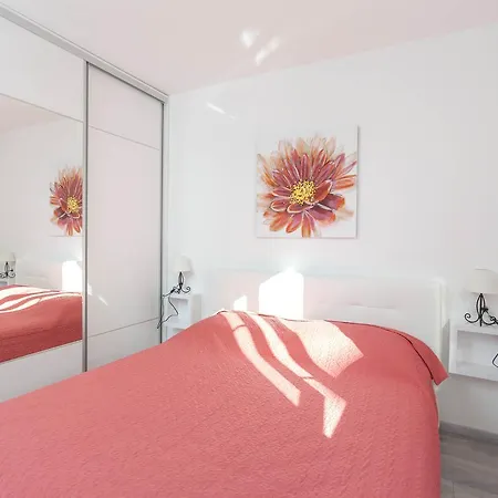 Damira Apartment